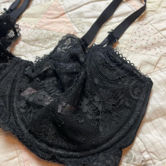 victoria’s secret gothic lace non padded push up balconette bra size 34DDD - Picture 2 of 6